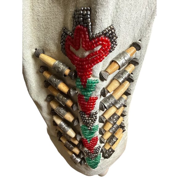 Renegade By Ren Ellis Vintage Beige Suede Fringe Beaded and Bullet Accents Sz 8 - Picture 3 of 9